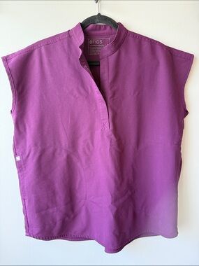 FIGS technical line Sleeveless Tunic in Plum eggplant color small